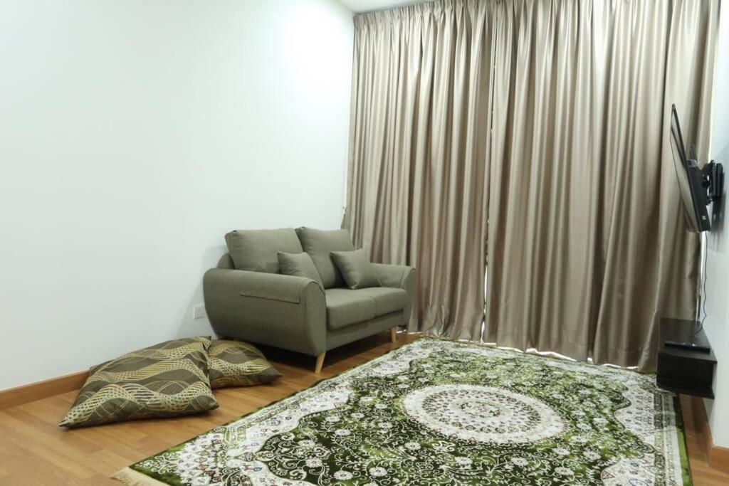 Promo Private Luxurious Nilai Vacation Home Экстерьер фото