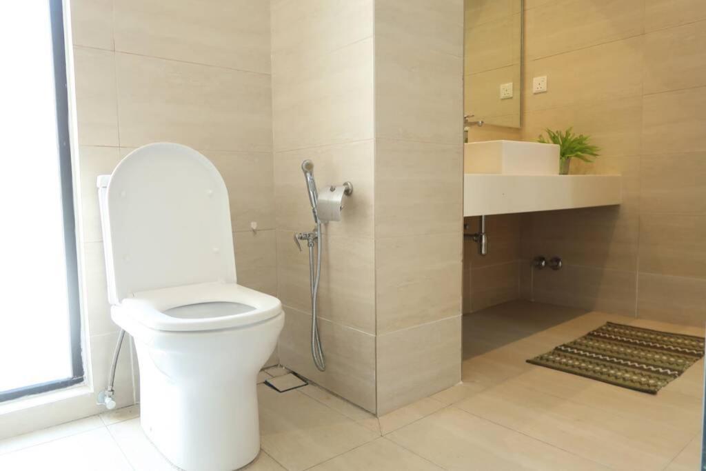 Promo Private Luxurious Nilai Vacation Home Экстерьер фото